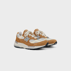 New Balance Made in USA 992 - Sweet Caramel / Calcium | Kith Sweet Caramel / Calcium