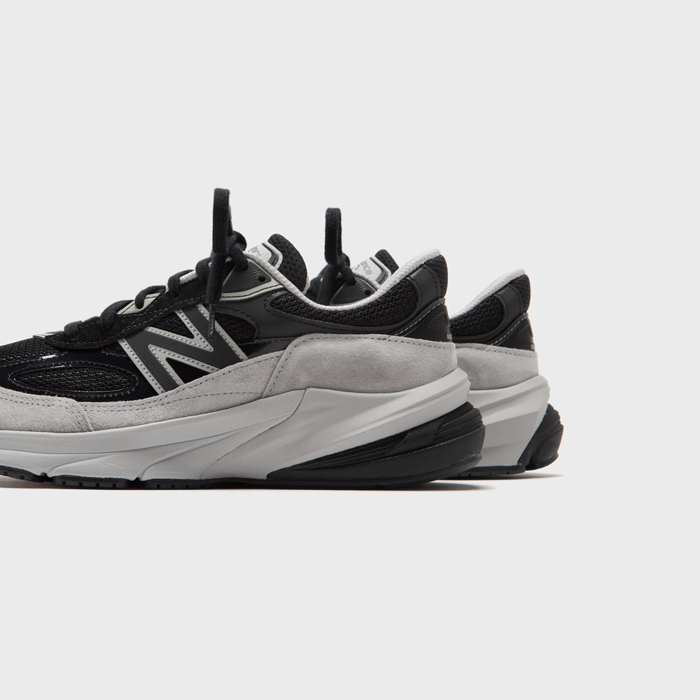 New Balance Made in USA 990v6 - Black / Grey | Kith Black / Grey