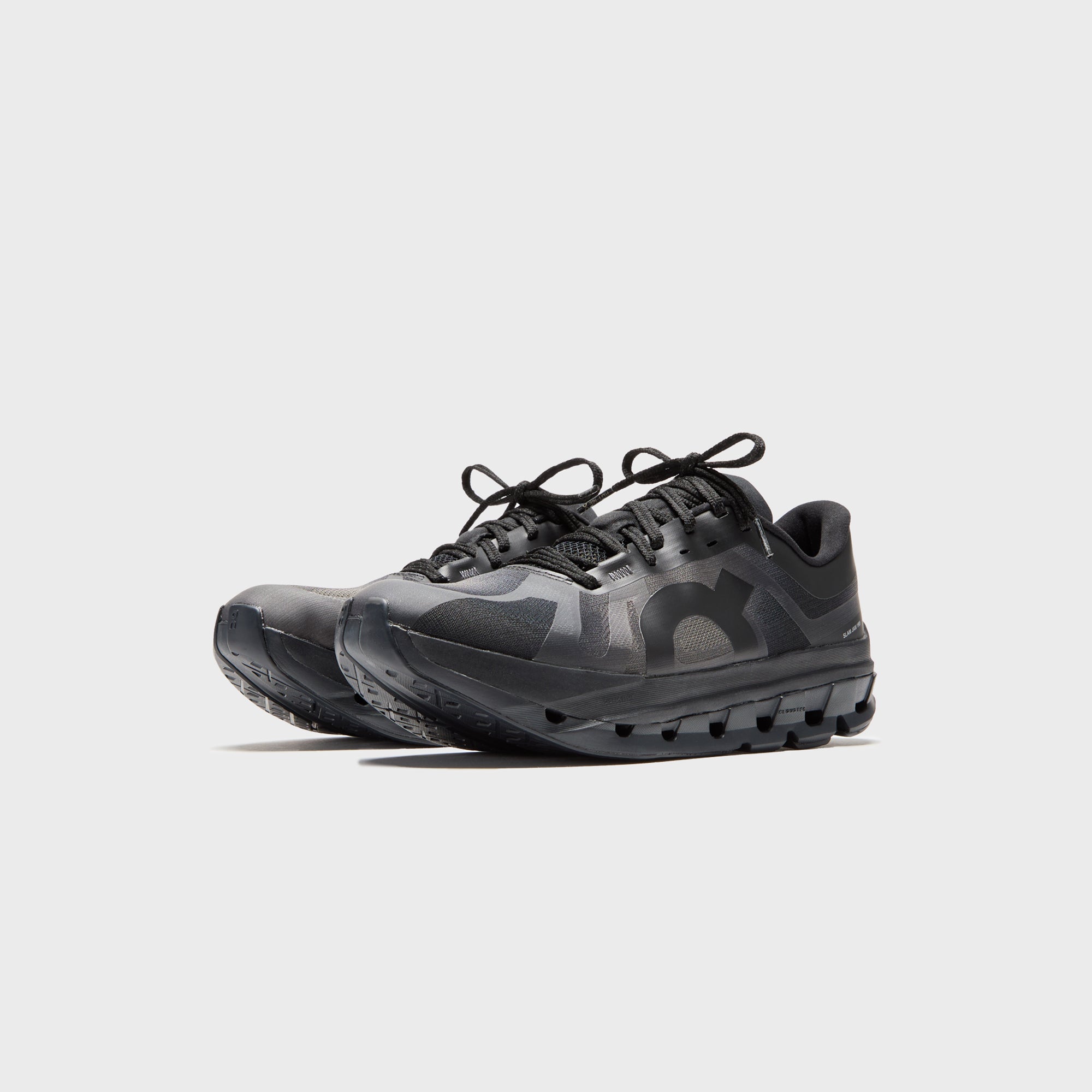 On Running x SLAM JAM Cloud 5 - Gull / Black | Kith Gull / Black