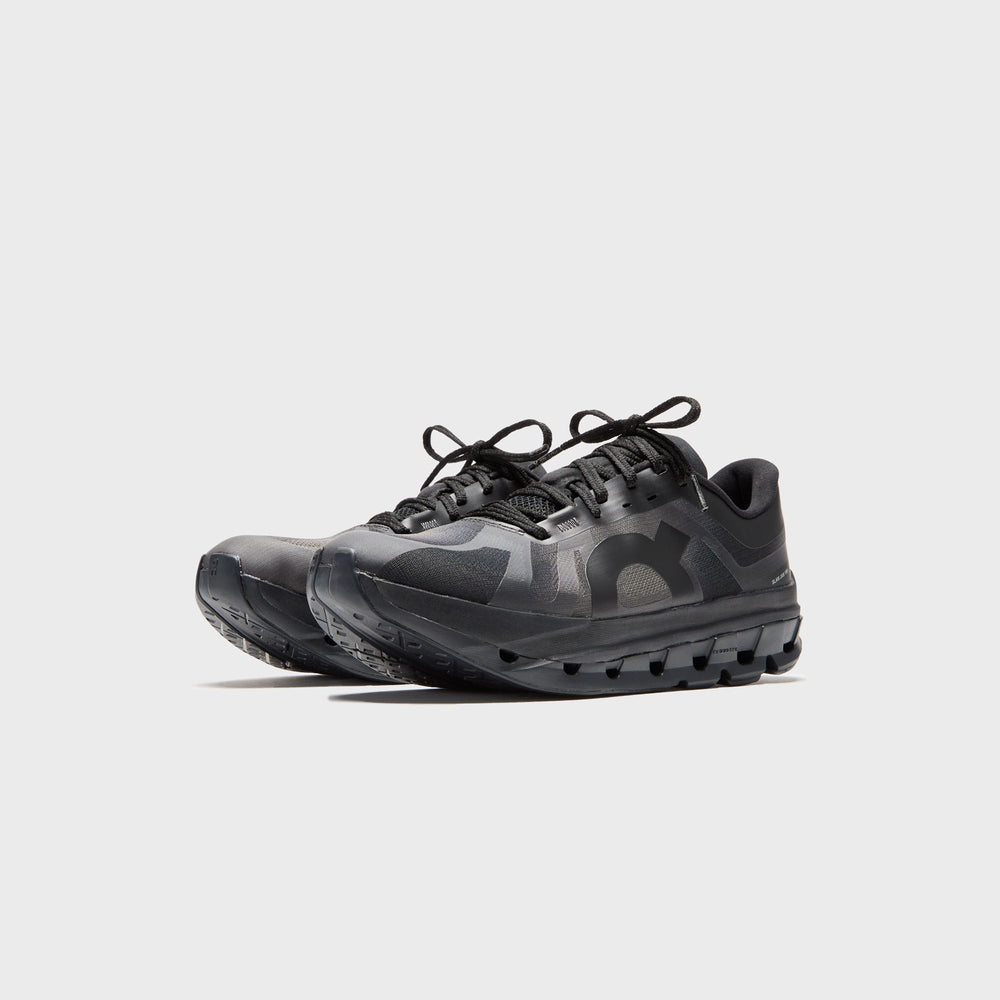 On Running x SLAM JAM Cloud 5 - Gull / Black | Kith Gull / Black