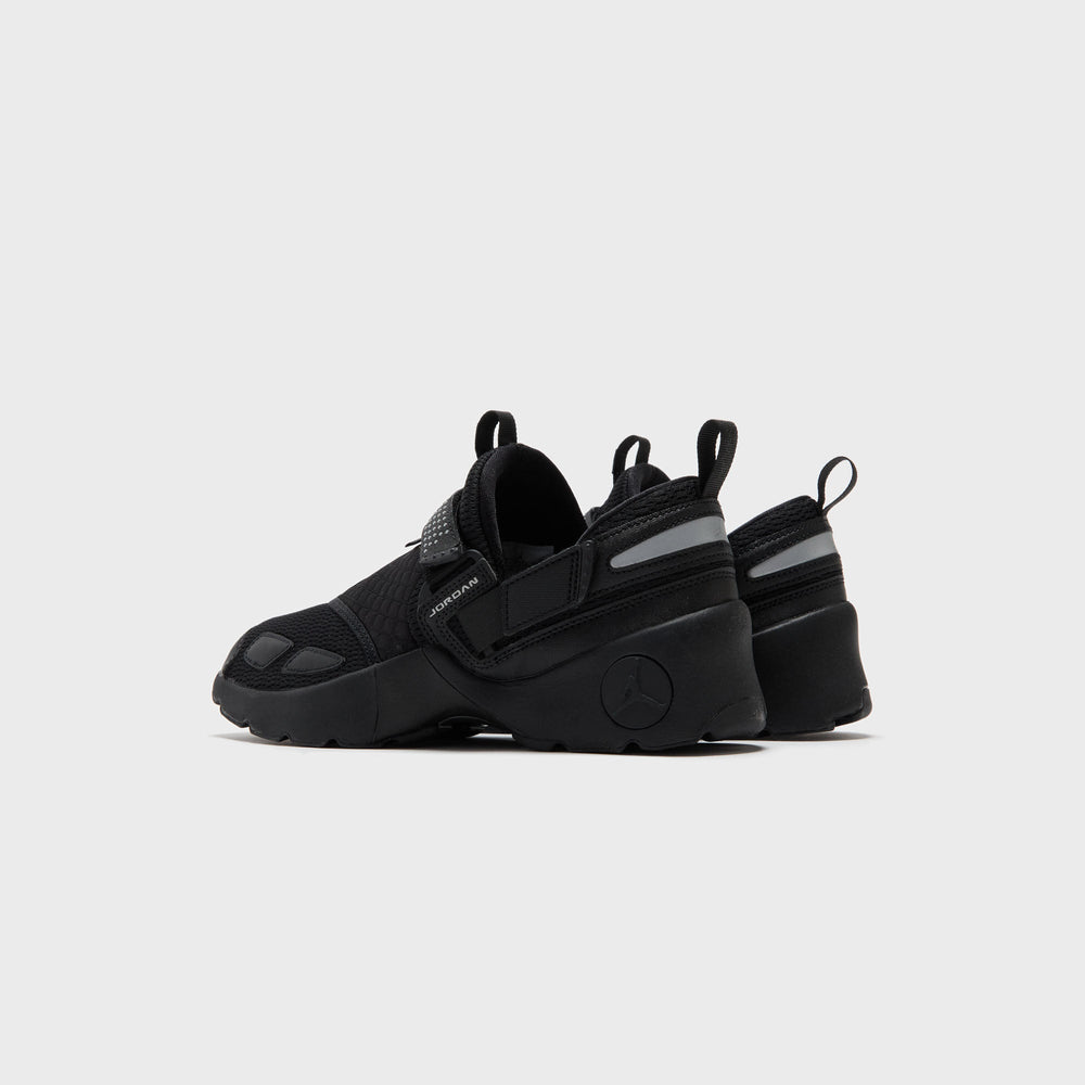 Jordan WMNS Trunner LX - Black / Black / Black | Kith Black / Black / Black