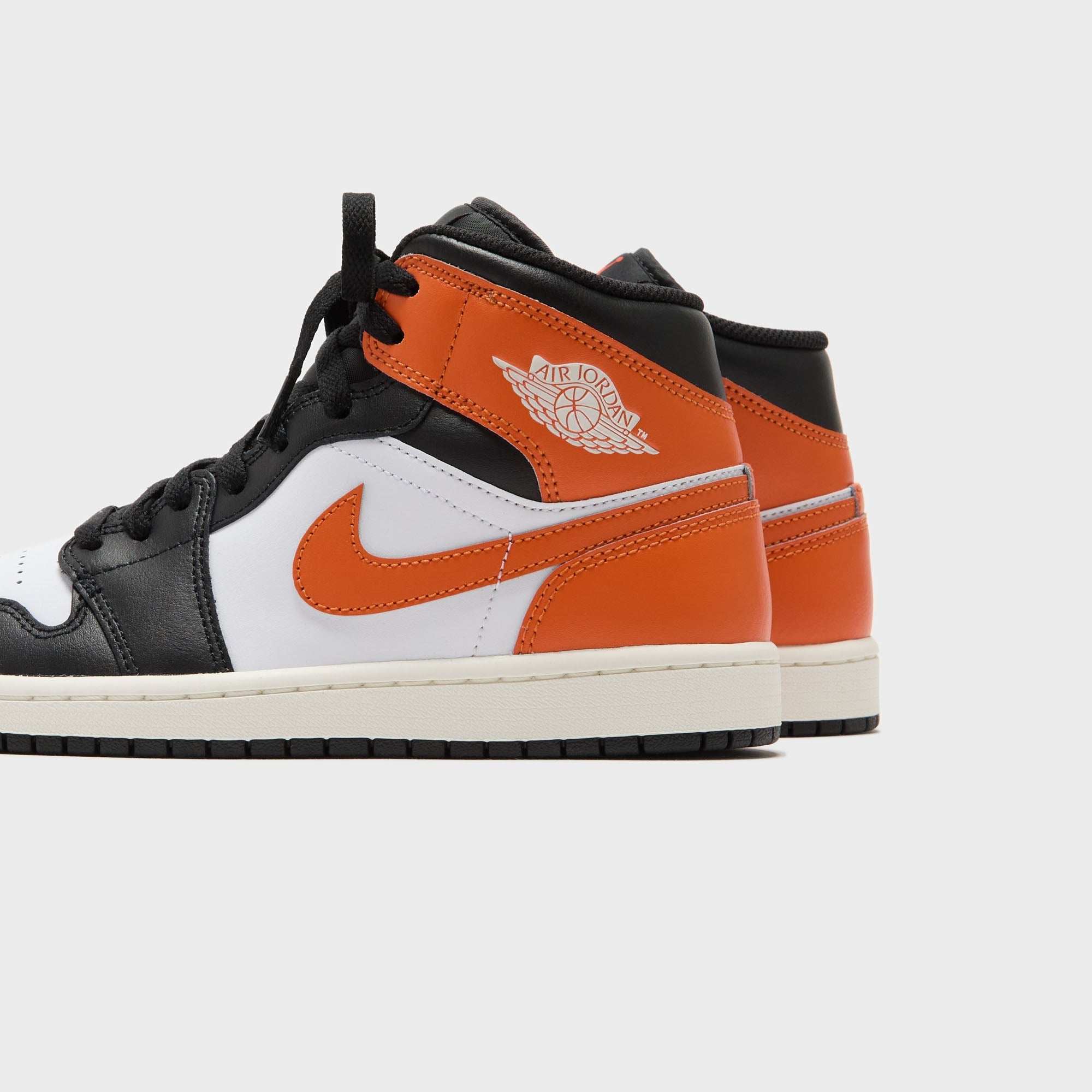 Jordan Air Jordan 1 Mid - Starfish / Black / White / Sail | Kith Starfish / Black / White / Sail