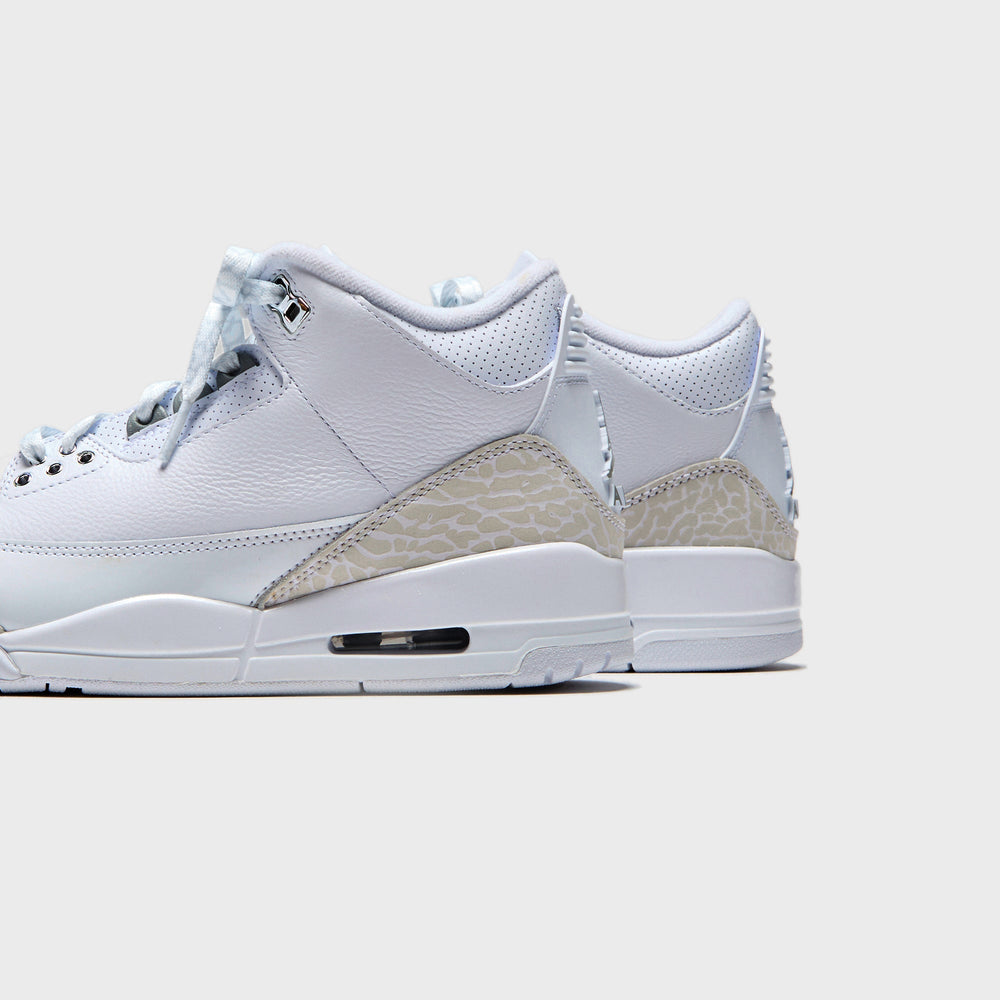 Jordan Air Jordan 3 - White / Metallic Silver | Kith White / Metallic Silver