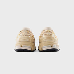 New Balance 1906L - Beige | Kith Beige